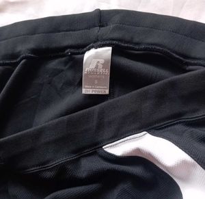 Russell Active Black &amp; White Capri Leggings