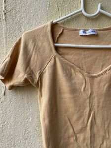 Cute Beige ribbed T-Shirt