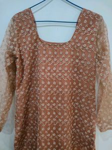 Beautiful Kurti With Embroidery