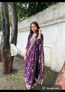 Elegant Purple suit pain with dupatta