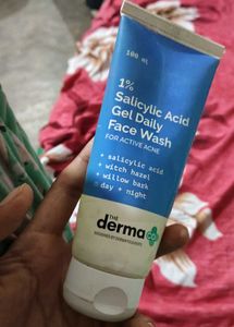 DERMA SALICYLIC ACID FACE WASH ❤️