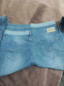 Stylish Light Wash Jeans