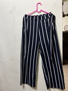 Wide Leg Pants With Lays