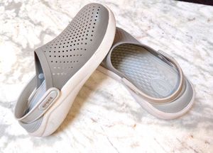 OG Crocs Comfortable