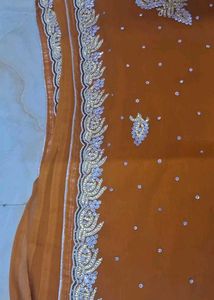 saree diamond💎 he redi blouse k sath h