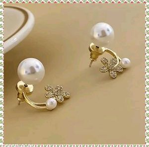 Pearl &amp; Crystal Flower Earrings