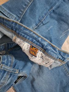 Ripped Wide-Leg Jeans