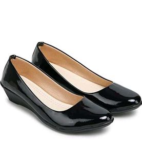 Women Black Bellies Sandal