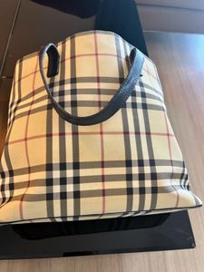 Throaway Burberry Handbag - Nova Tote