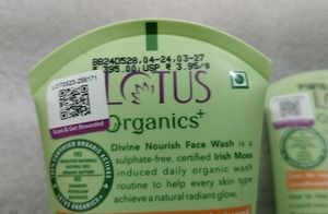 Lotus Organic Divine Nourish Face Wash