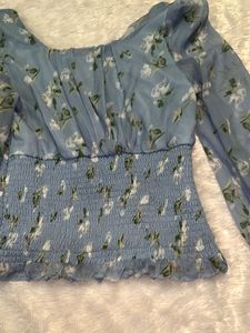 Vintage Blue Florals Smocked Top🌟