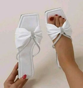 Flat Sandel For Womens