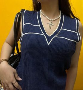 Navy Knit Sleeveless Sweater Vest