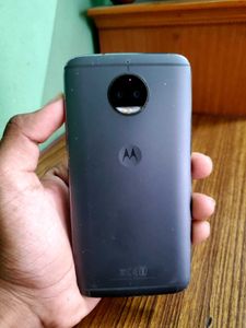 motorola g5s plus