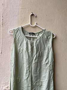 Beautiful Mirror work olive kurta😍