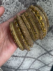 Golden Bridal Bangles Set (8pcs)
