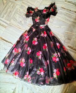 🖤Black Lehanga With Beautiful Blouse🖤