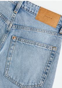 Loose straight high waist demin