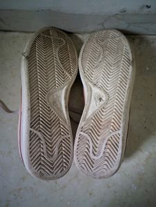 Authentic Nike Court Royale