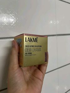 LAKME Dew Drama Gel Cream, Pro-Ceramides, Vit E +