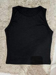 Top Black