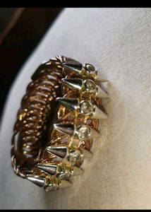 Braceletss