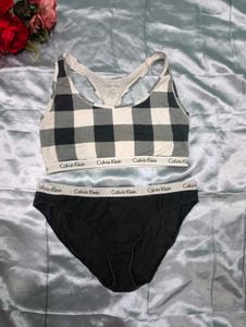Calvin Klein Lingerie Set