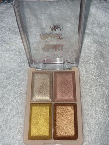 Too Faced Highlight Palette