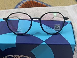 Lenskart Blu Fram New With TG