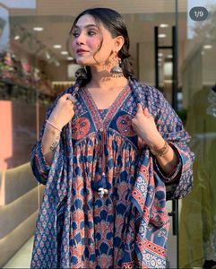 *Beautiful hit design anarkali 3pcs*