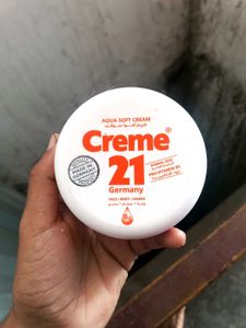 Creme 21 Aqua Soft Cream 250ml - Germany