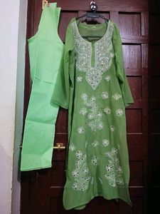 🆕 Chikankari Kurti