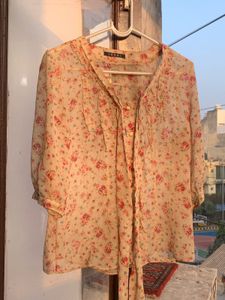 Floral Print Tie Neck Blouse