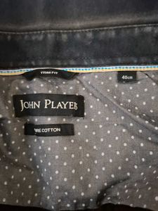 John Players Men&#39;s Black Shirt