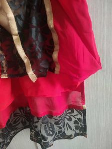 Red Kurtha With Netted Sleeves