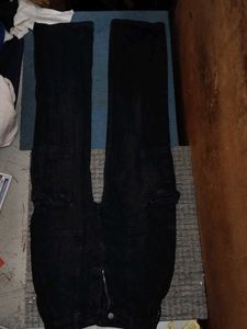 Black Jeans