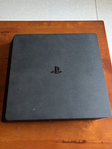 Sony Playstation 4 PS4 Slim 1 TB