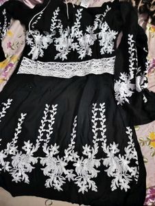 Women Black Ravishing al New kurti - Amazing Desig