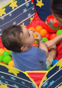 New Kids Ball Pit with Basketball Hoop indoor game