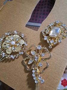 Pins Clouches
