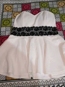 White Lace Trim Strapless Top