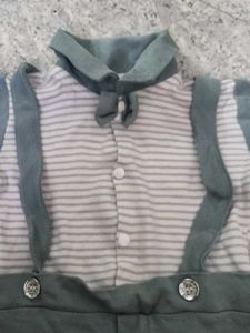 Romper/ Baby Suit