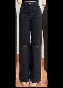 H&M black side cut jeans