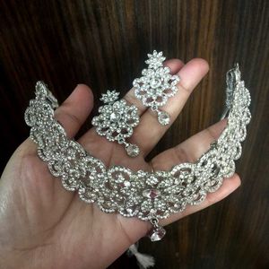 White Stone Jewellery Set