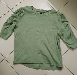 Green Ruched Sleeve Top