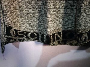 R Letter Grey Sweater💗