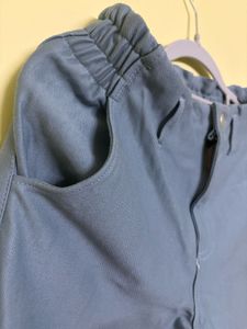 Woman formal trouser