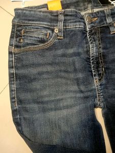 3 piece pack  Zara Denim Jeans28,28,30