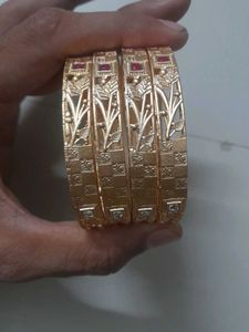 Beautiful Bangles Set Of 4