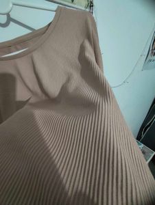 Ribbed Short Sleeve Top